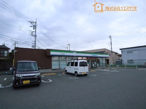 ファミリーマート 昭島田中町店