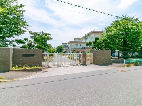 昭島市立多摩辺中学校